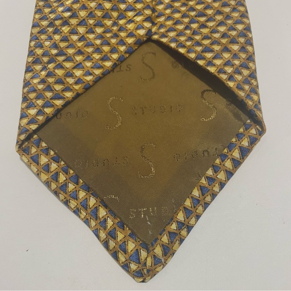 Robert Talbott Studio 100% Silk Tie Gold Blue Geometric Triangles - Picture 5 of 6
